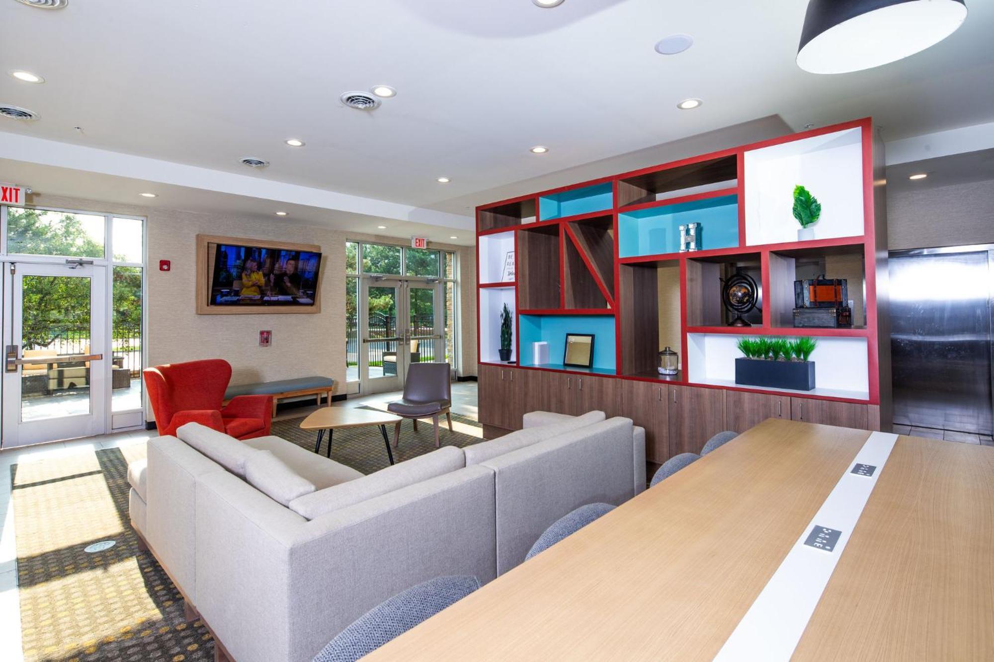 Holiday Inn & Suites Detroit - Troy By Ihg Buitenkant foto