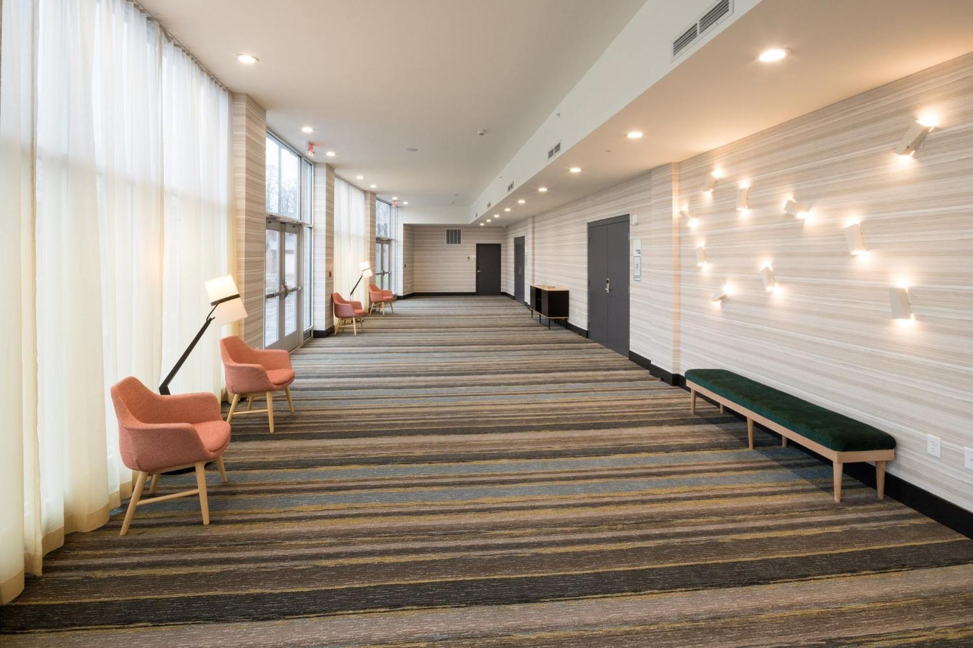 Holiday Inn & Suites Detroit - Troy By Ihg Buitenkant foto
